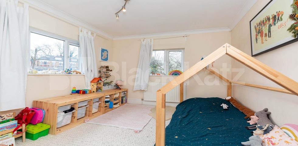 			2 Bedroom, 1 bath, 1 reception Apartment			 Crouch Hill, Crouch End